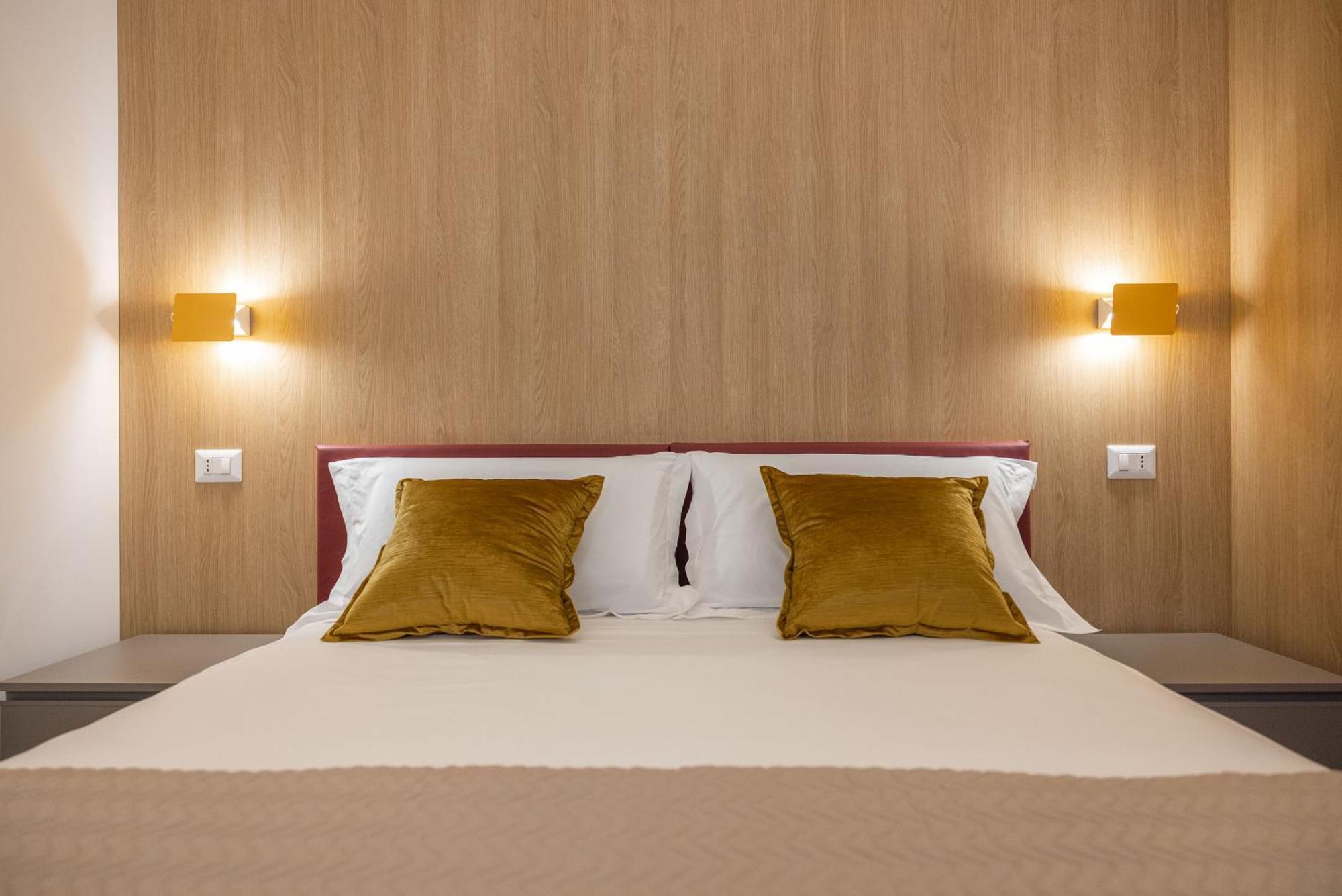 Novum Hospitality Hotel Bari Exterior photo